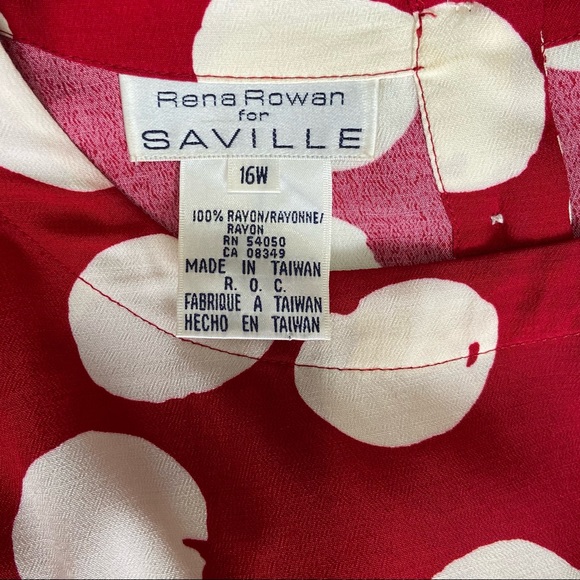 Rena Rowan  for Saville women red and white shoulder padded top. Size 16W. Used - Picture 6 of 8